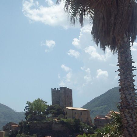 Bed and Breakfast Al Fakhar à Ficarra Extérieur photo